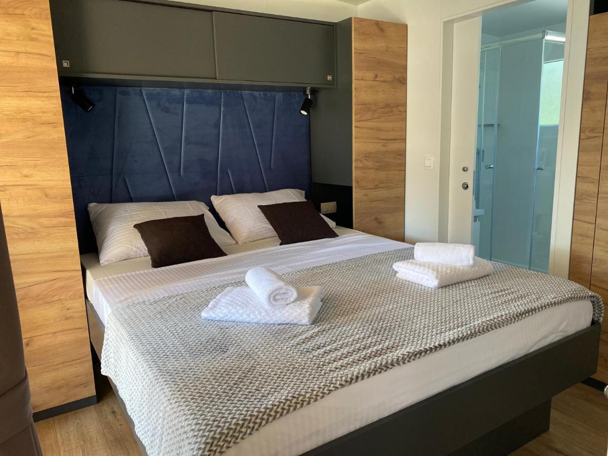 Mobile Home Saky, Biograd Na Moru Exteriér fotografie