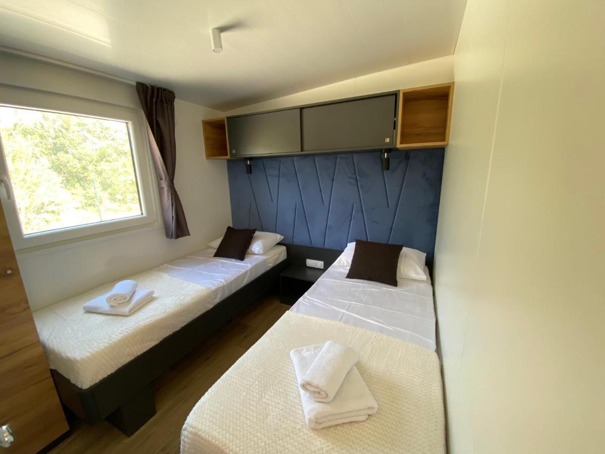Mobile Home Saky, Biograd Na Moru Exteriér fotografie