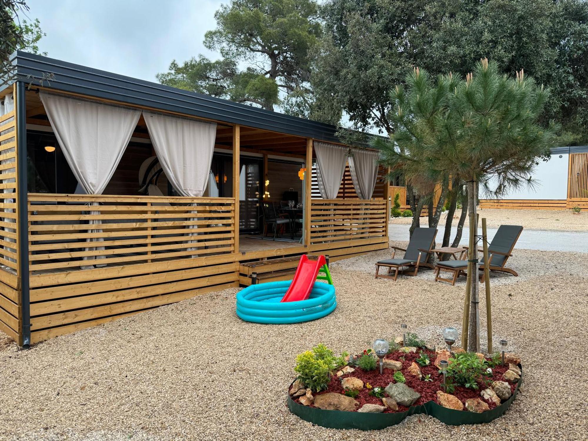 Mobile Home Saky, Biograd Na Moru Exteriér fotografie